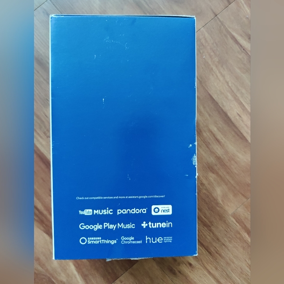 Speaker Bluetooth and alarm clock with Google assistant Insignia voice Smart - Picture 6 of 6